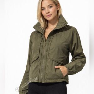 Lululemon Always Effortless Jacket Medium Olive